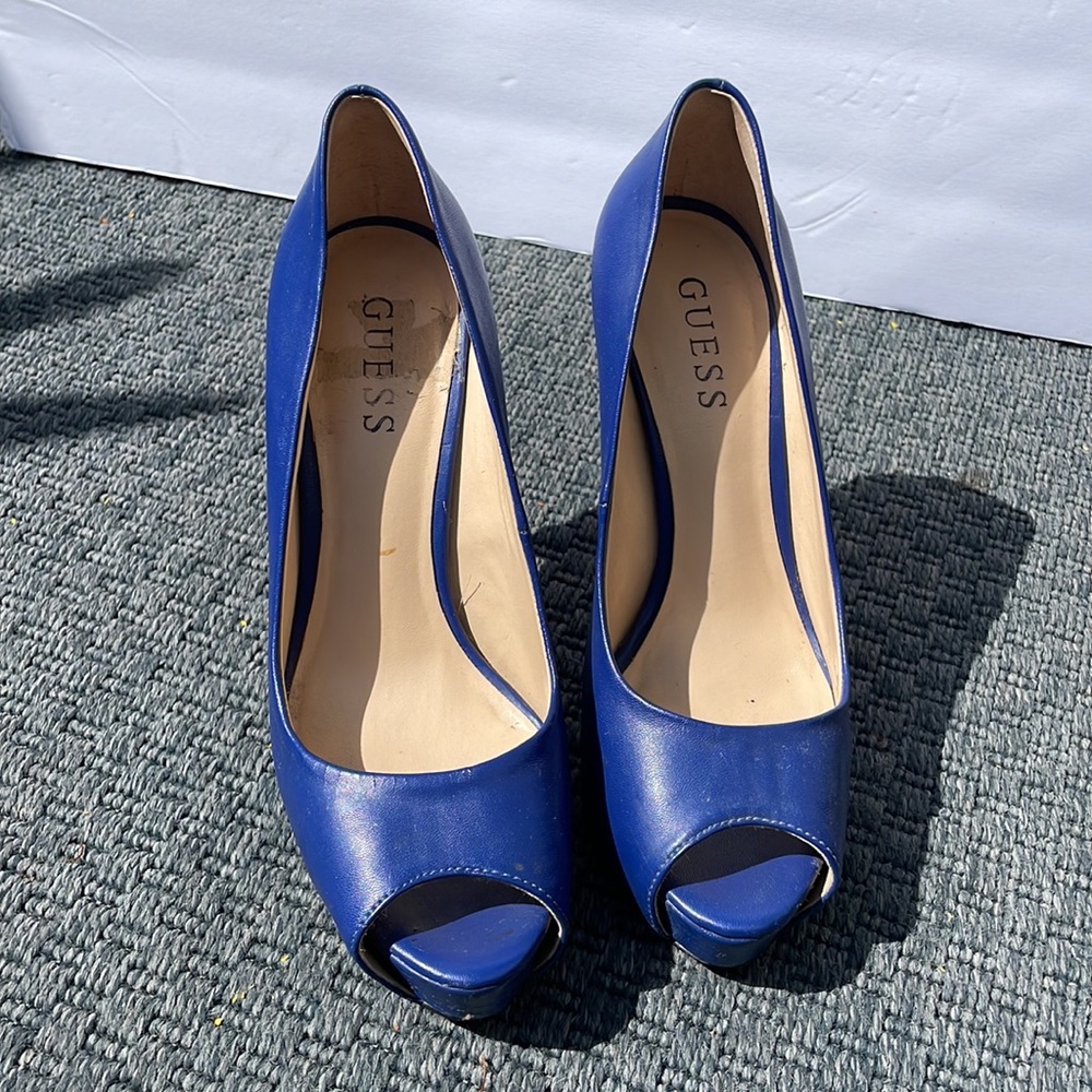 GUESS Navy Blue Leather Heels - Picture 2 of 4